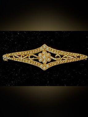Gold-Tone Floral Faux Pearl Bar Brooch - Classic Women’s Jewelry